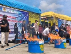 DJBC Sulbangsel Musnahkan Rokok Ilegal Senilai Rp65,75 Miliar di Makassar