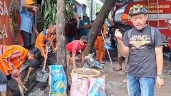 Camat Mamajang Kerahkan Personel Normalisasi Saluran Air yang Dipenuhi Endapan Lemak di Area Pallubasa Serigala