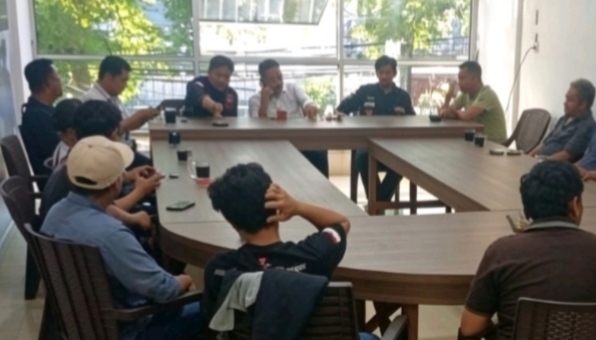 Dewan Pembina GRIB Jaya Kota Makassar Ingatkan Peran Kader PAC. sebagai Basis Gerakan Rakyat Berlandaskan Semangat Kebangsaan