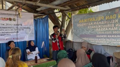 KKN Zero Waste UNHAS Edukasi Warga Manfaatkan Limbah Biji Pepaya sebagai Biopestisida Alami
